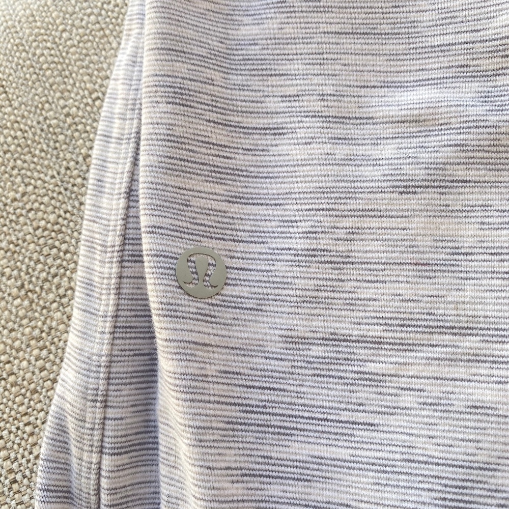 Lululemon sweatpants heather grey - Women's 6 US